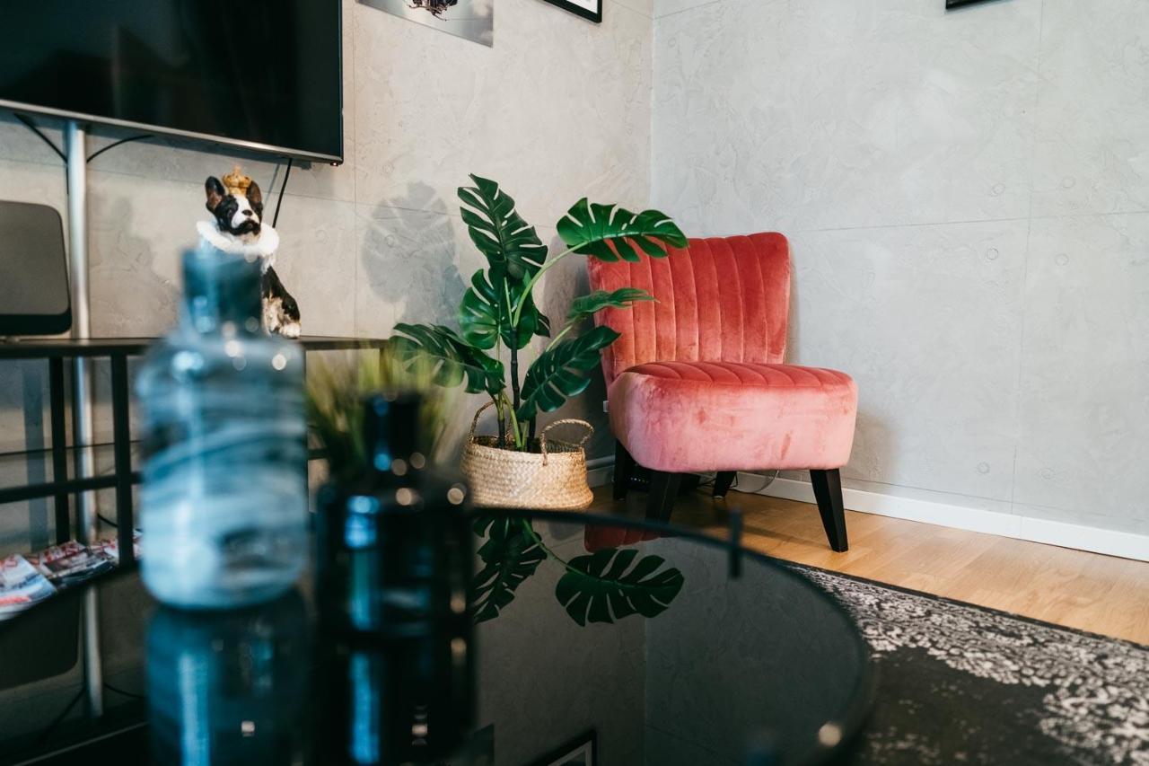 Luxury Downtown Appartement Mit Garage Graz Exterior foto